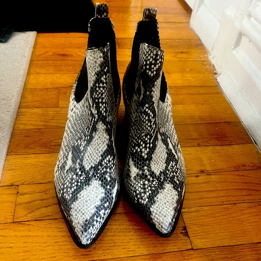 Waterproof Pseudo SnakeSkin booties
